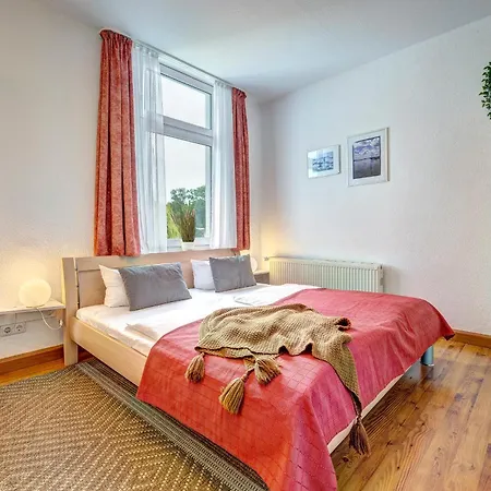 Stranddistel, Haus Gudrun Whg 2 アパート ツィノヴィッツ