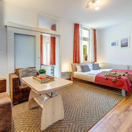 Stranddistel, Haus Gudrun Whg 2 *